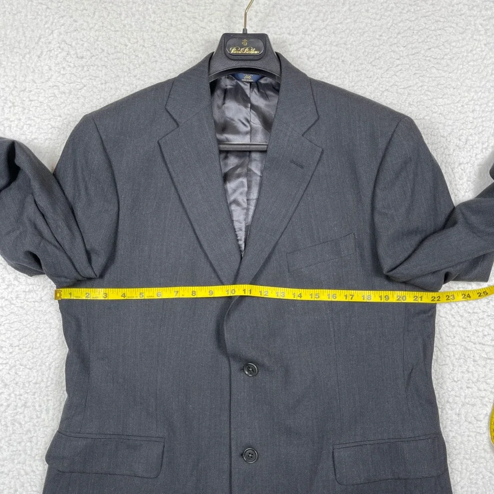 Brooks Brothers Blazer Mens 44S Gray Stretch Wool Herringbone Professional Coat